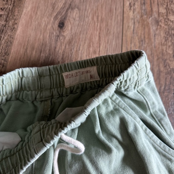 Drawstring pants slight crop - Picture 3 of 3